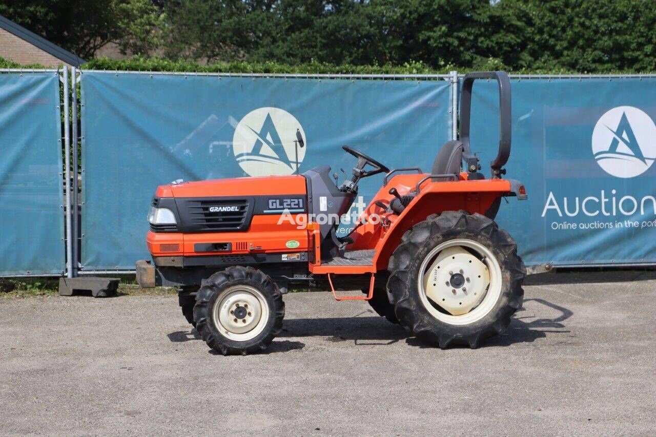 Kubota GL221 tractor de ruedas