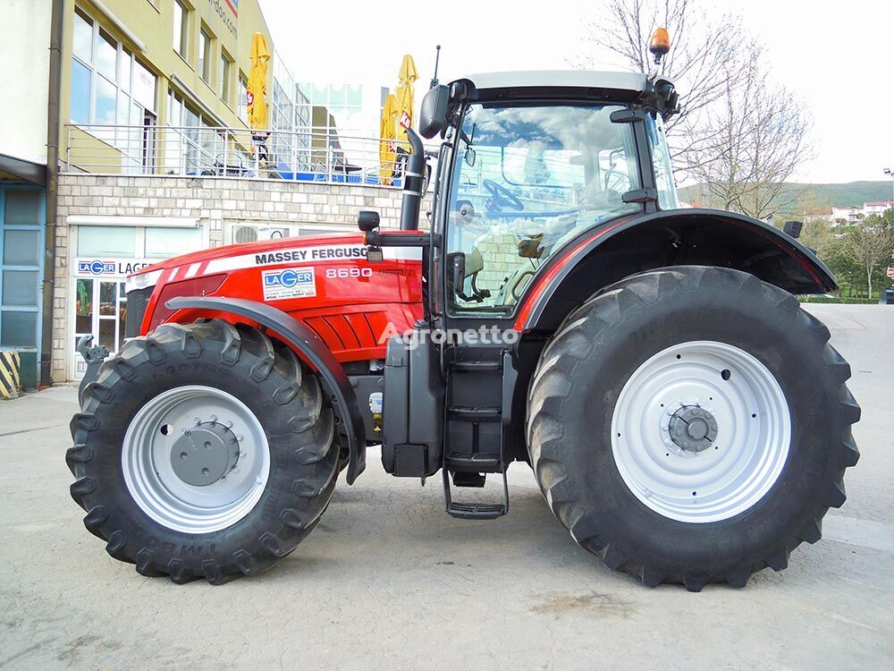 Massey Ferguson 8690 tractor de ruedas