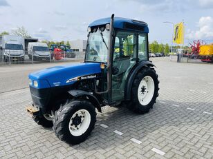 New Holland TN75VA Smalspoor / Narrow tractor de ruedas